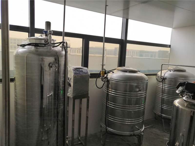 0.25T/H医疗纯化水设备(图1)